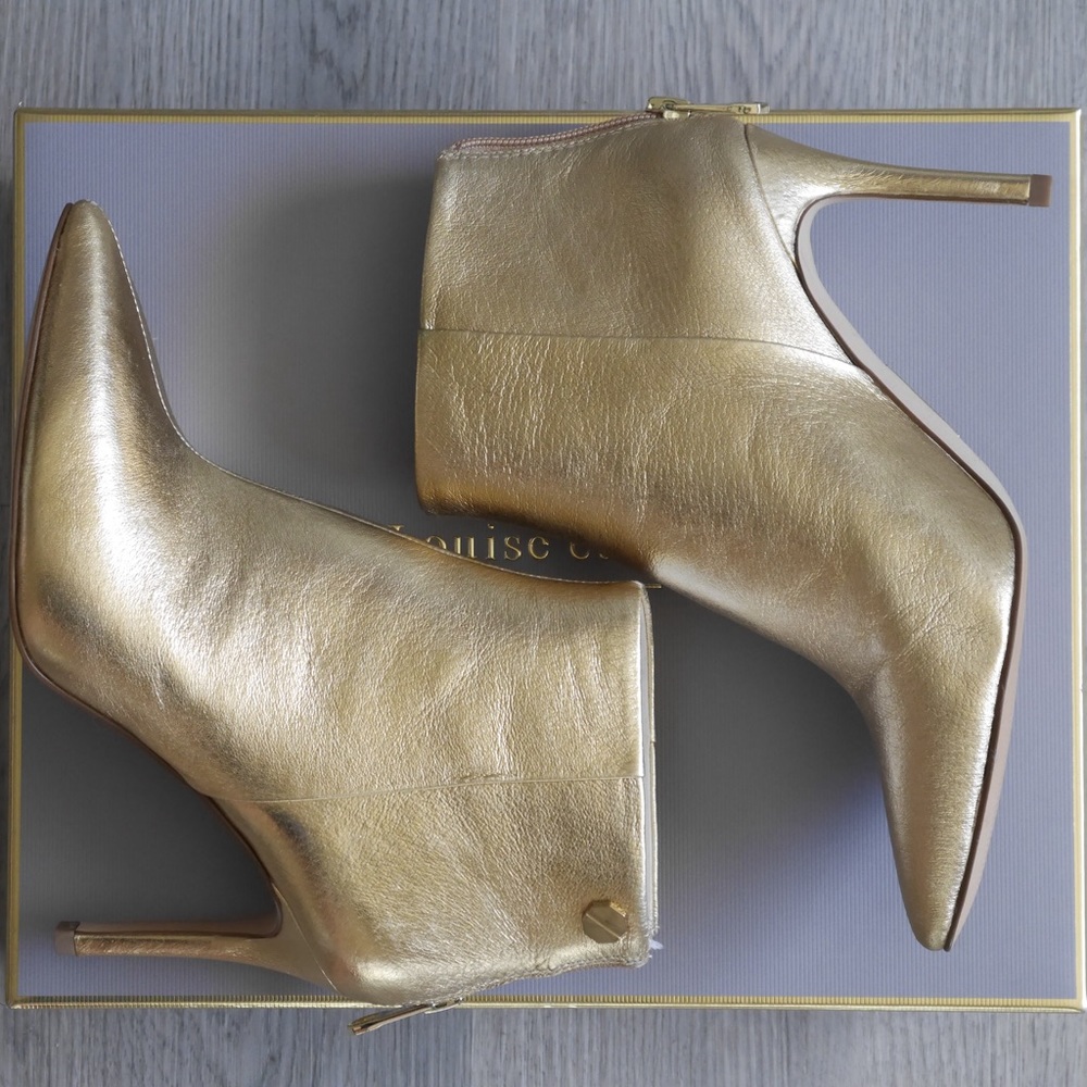 Louise et Cie | style Lo-Sonya | gold point toe stiletto booties size 6.5